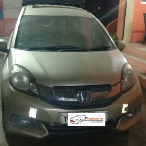 HONDA MOBILIO 2015 DIESEL 60000 KMS MANUAL